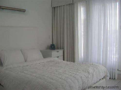 Hotel Dolce Villa Providence Bagian luar foto