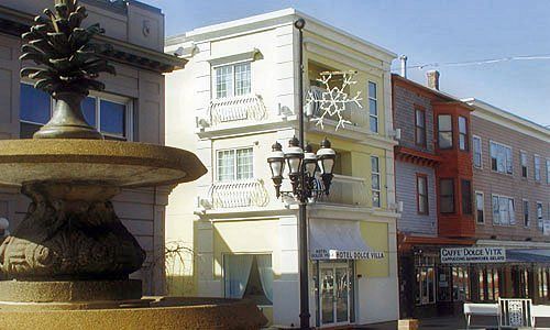 Hotel Dolce Villa Providence Bagian luar foto