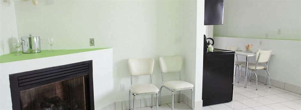 Hotel Dolce Villa Providence Bagian luar foto